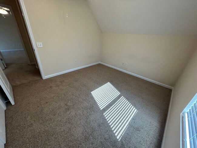 Building Photo - PRE-LEASING FOR AUGUST 2026!