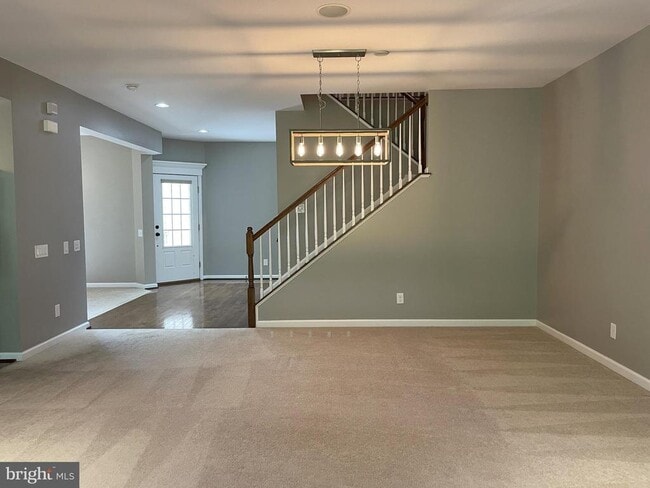Building Photo - 23573 Christina Ridge Square