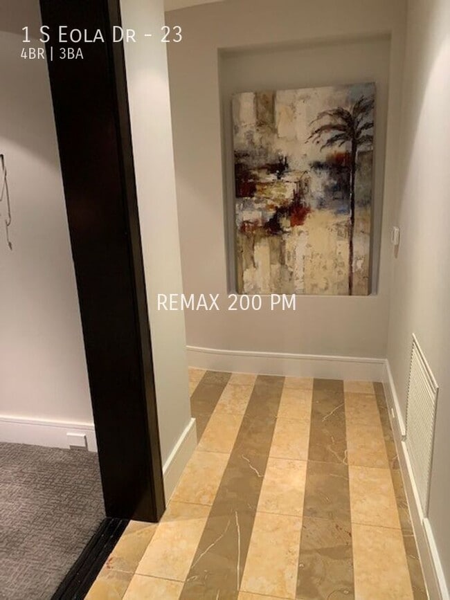 Building Photo - 1 S Eola Dr