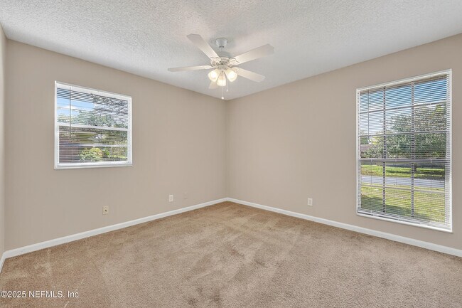 Building Photo - 551 William Penn St