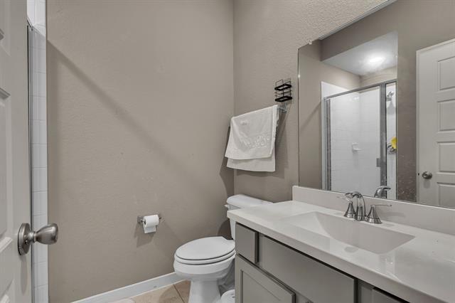 Building Photo - 4011 Logan Dr