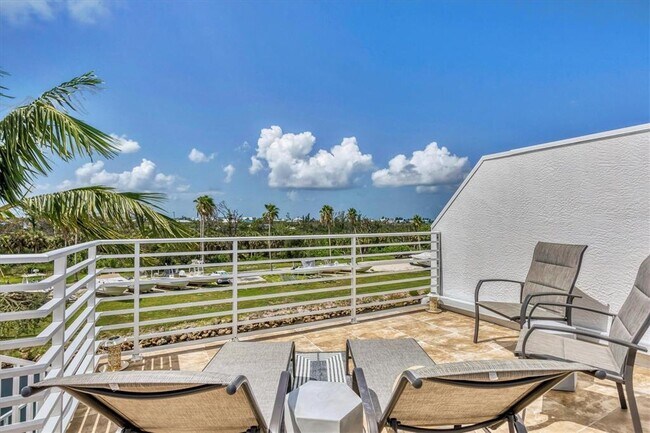 Building Photo - 8234 Harborside Cir