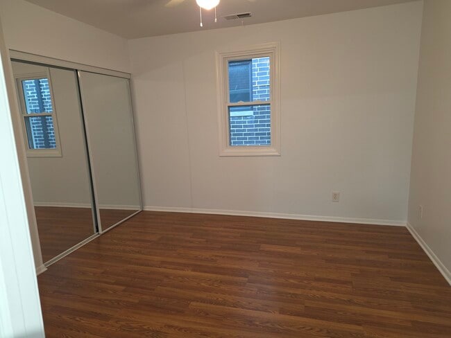 Building Photo - 1397 Brown St