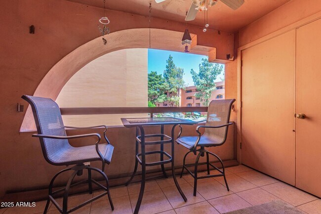 Building Photo - 4303 E Cactus Rd