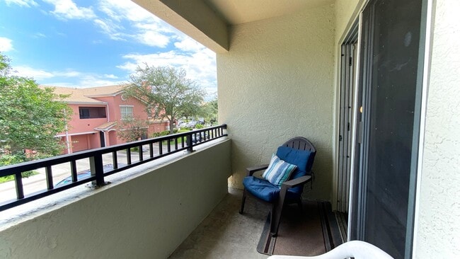 Building Photo - 160 SW Peacock Blvd