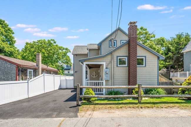 Building Photo - 5 White Way