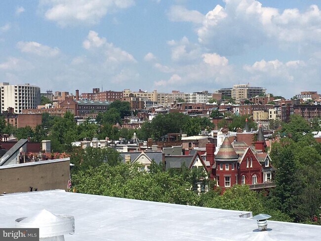 Building Photo - 1725 17th St NW