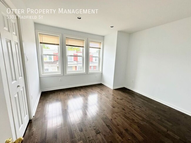 Building Photo - Lovely 3BR/1.5BA West Philly Home Washer/D...