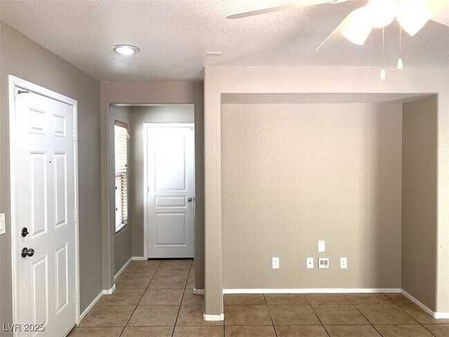 Building Photo - 10801 Cape Shore Ave