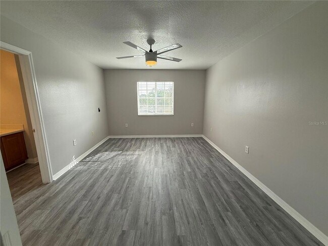 Building Photo - 20460 Needletree Dr