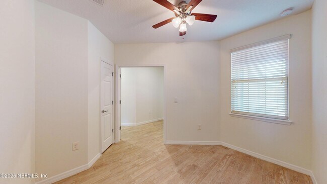 Building Photo - 585 Orchard Pass Ave