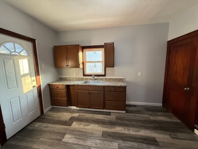 Building Photo - Cleveland Eastside single-family home