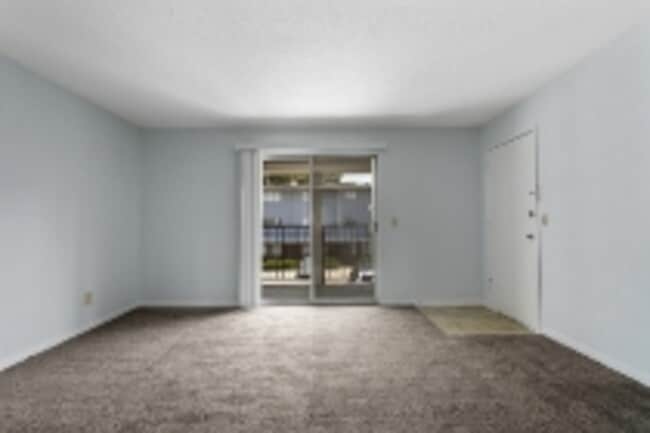 Building Photo - 425 W 87 Pl