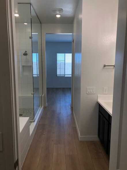 Building Photo - 22718 E Bonanza Way