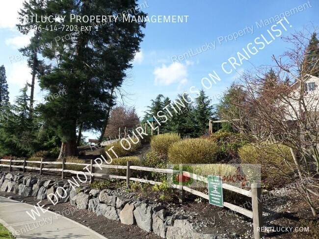 Building Photo - 24520 95th Pl S