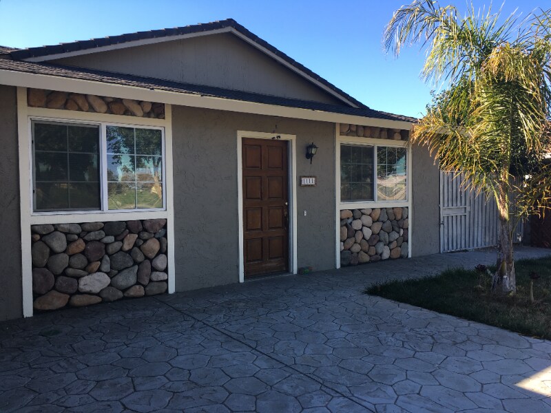 Building Photo - 1111 Central Ave