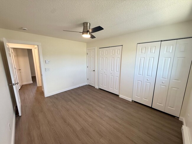 Building Photo - 4950-4956 Basswood Drive