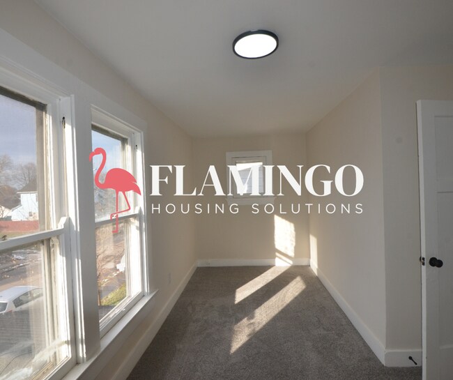 Building Photo - 82 S Sperling Ave