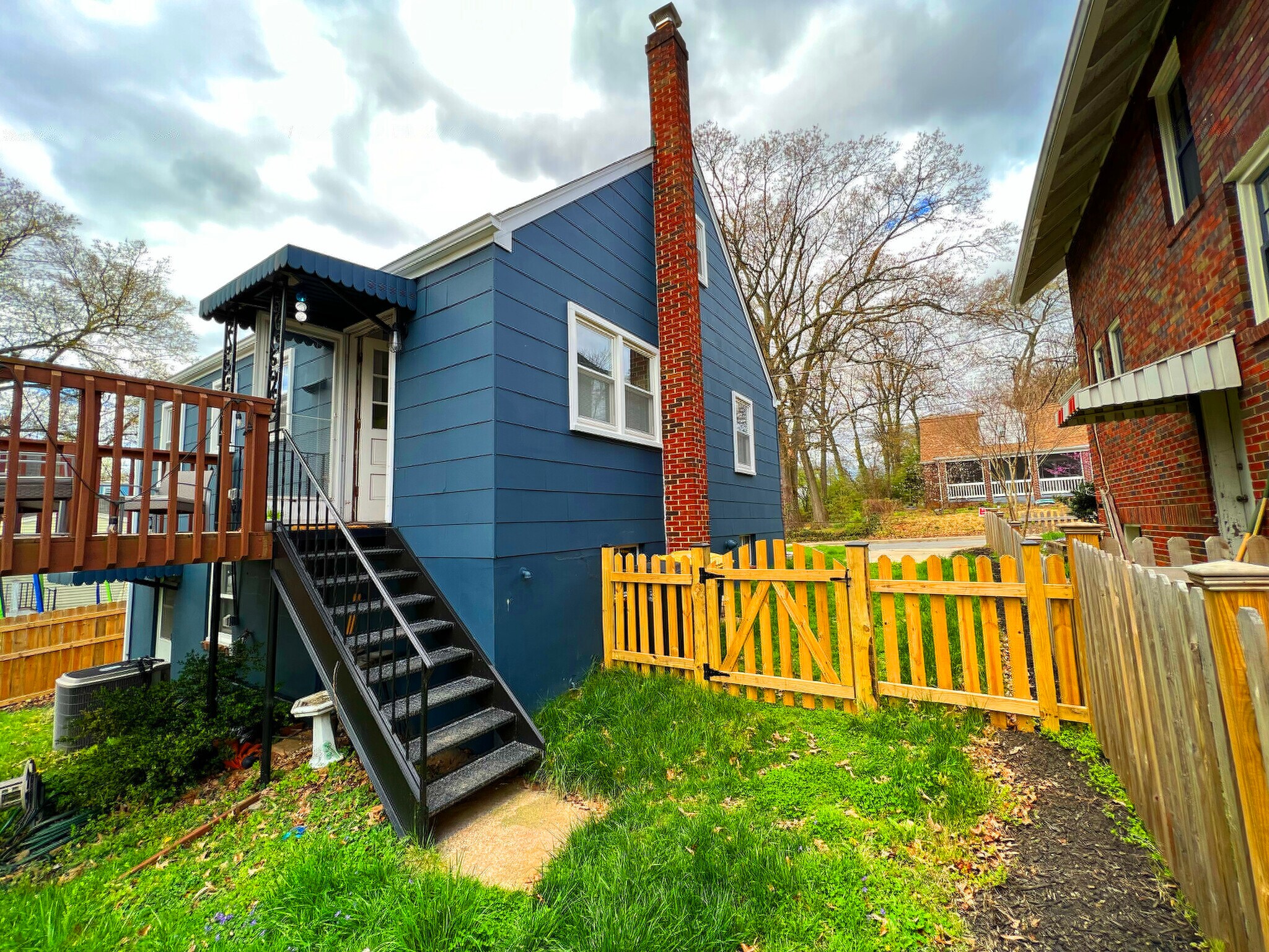 Building Photo - 6001 39th Pl