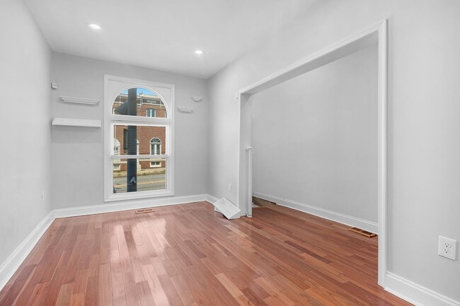Building Photo - 2815 Orleans St