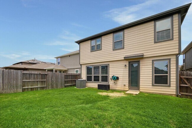 Building Photo - 17303 Rock Willow Ln