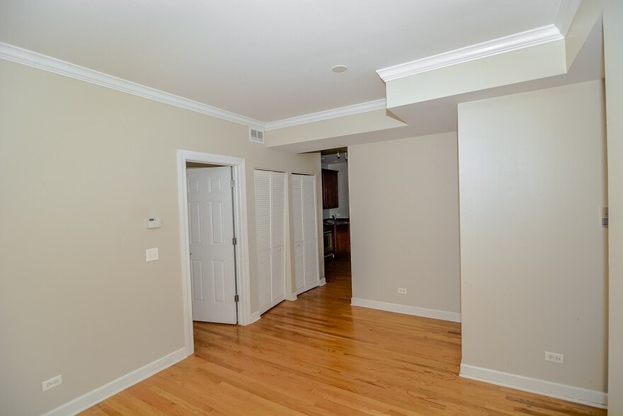 Building Photo - 3212 N Clifton Ave