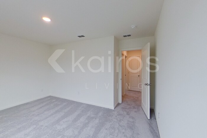 Building Photo - 638 Muster Fld Ct
