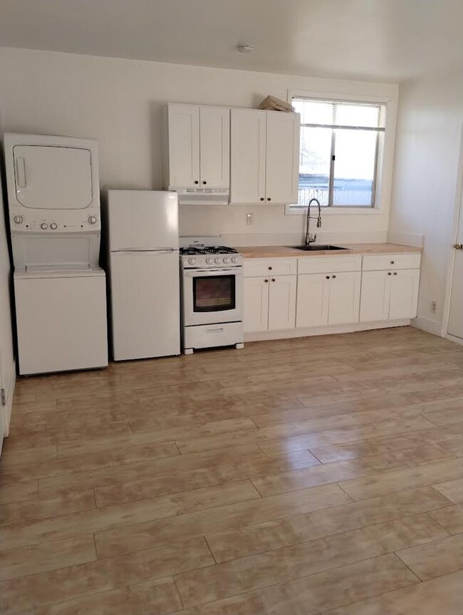 Building Photo - Upgraded 1 bedroom/1 bath in Beaumont!