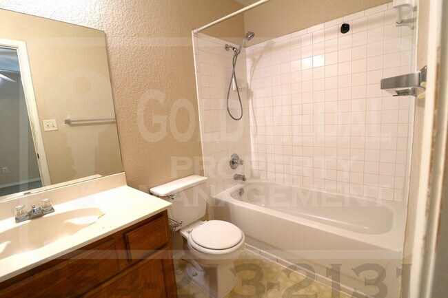 Building Photo - 3412 Cantabrian Dr