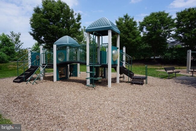 Building Photo - 8605 Willow Leaf Ln
