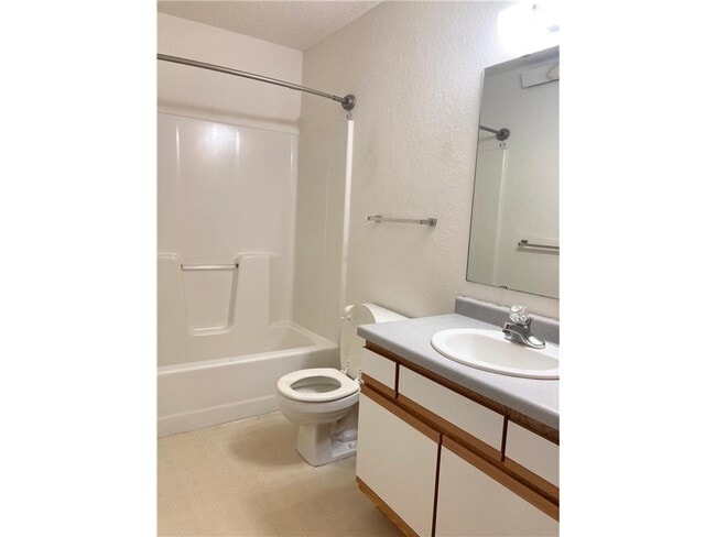 Building Photo - 400 11th Ave NE