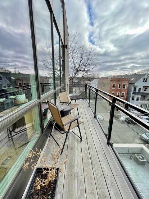 Building Photo - 3334 N Southport Ave