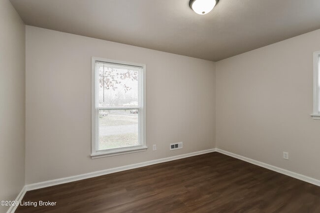 Building Photo - 5301 Sprucewood Dr