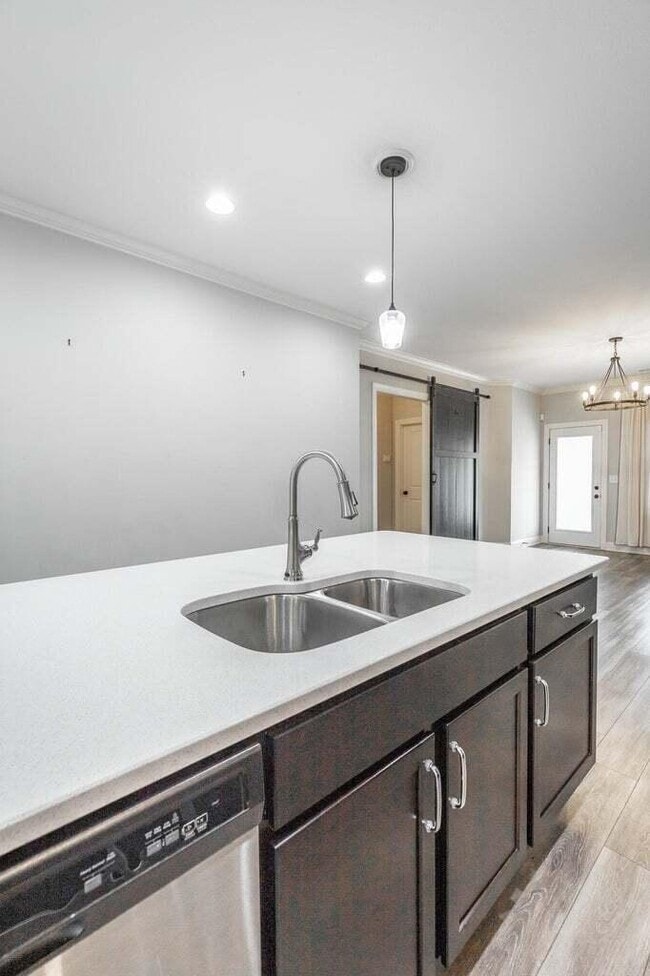 Building Photo - 5038 Shelterwood Dr NE