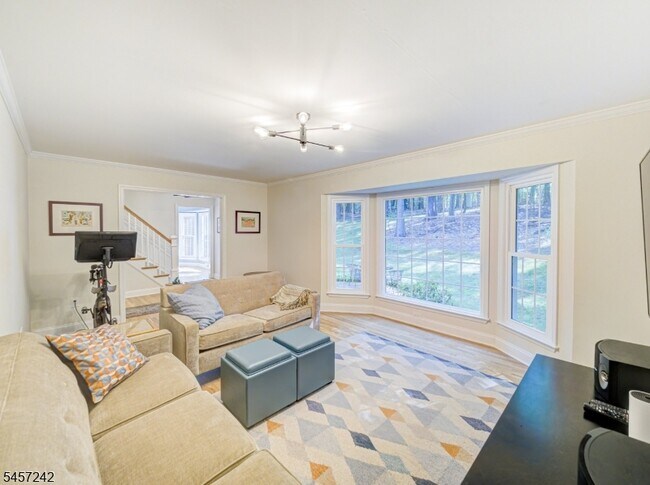 Building Photo - 152 Woolf Rd