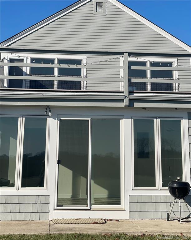 Building Photo - 86 Seaside Ave