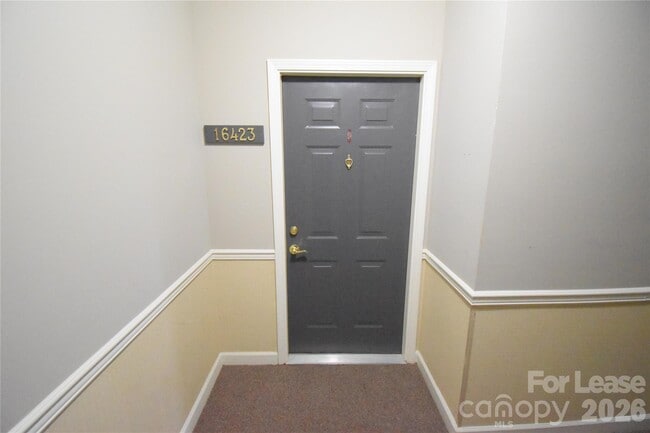 Building Photo - 16423 Golden River Ln