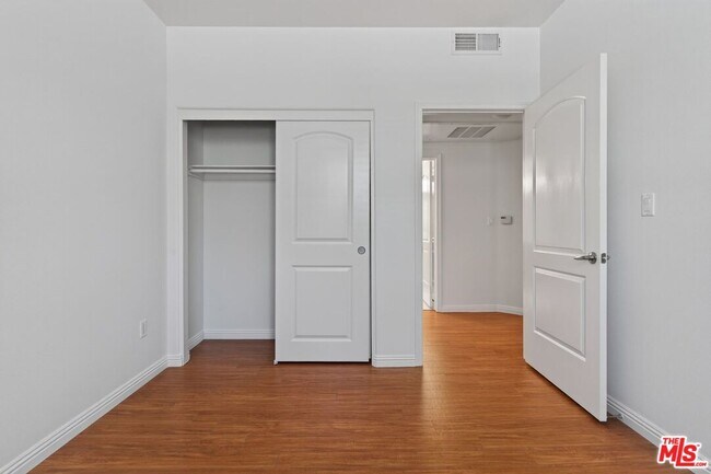 Building Photo - 360 W Ave 26