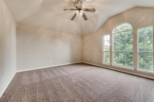 Building Photo - 1213 Vistawood Dr