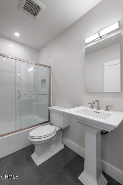 Building Photo - 1208 Lyndon St