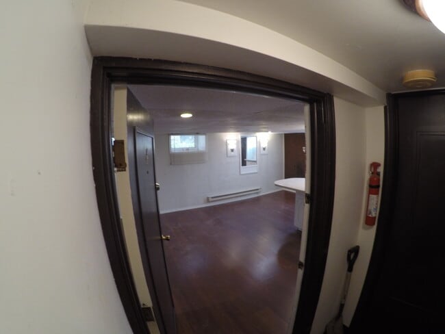 Building Photo - 5439 Baywood St