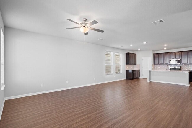 Building Photo - 115 Sawtooth Mountain Way