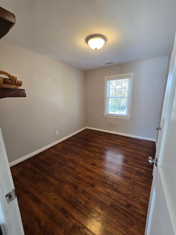 Building Photo - 8410 Holly Hill Rd