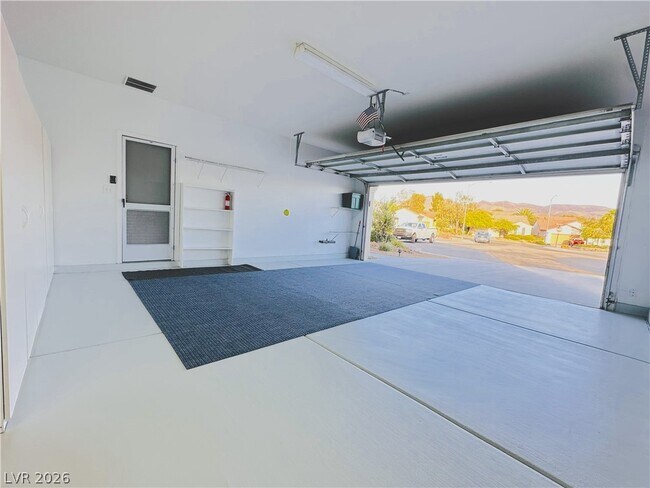 Building Photo - 2988 Yellow Springs Ct