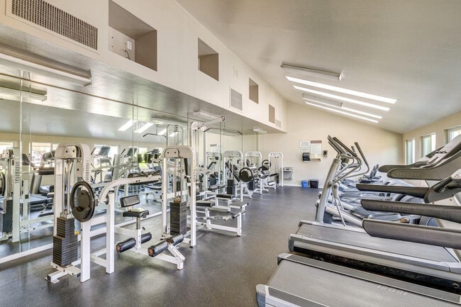 Building Photo - 8540 Via Mallorca Via