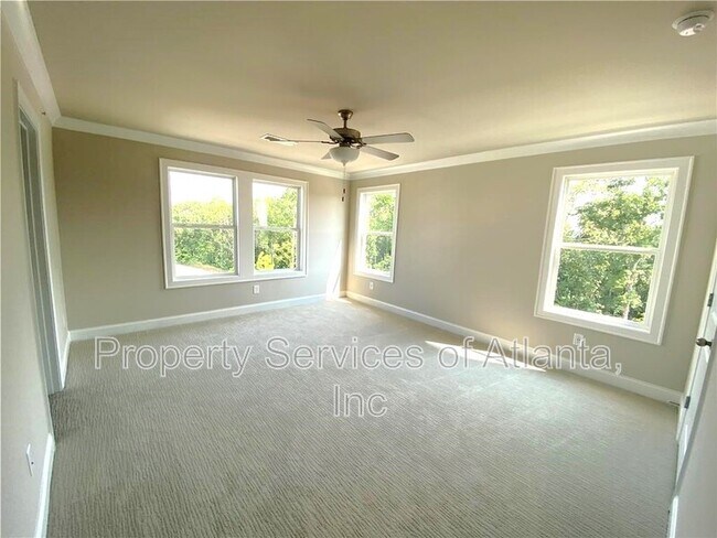 Building Photo - 912 Sweetwater Grove