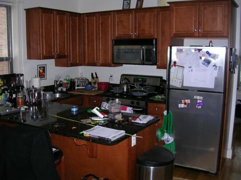 *Pictures are representative samples of the advertised unit. In some cases, the actual units you tou - 14 Buswell St