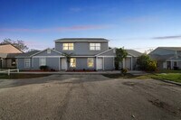 Building Photo - 1240 Dovehill Dr