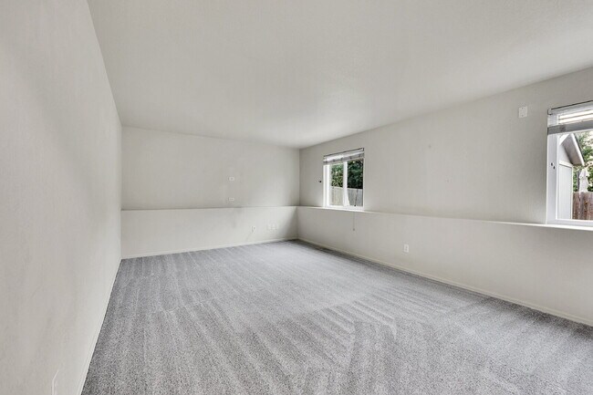 Building Photo - $2,800 - 4 Bed, 3.5 Bath Home in CO Spring...