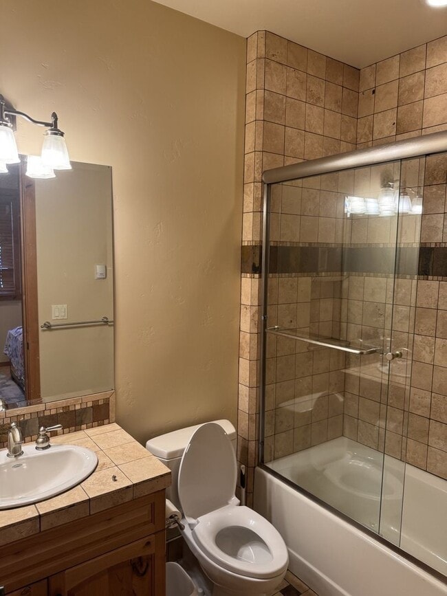 Building Photo - Luxury 5-Bedroom, 6-Bathroom Mountain Retreat – Hot Tub, Fireplaces, & More!